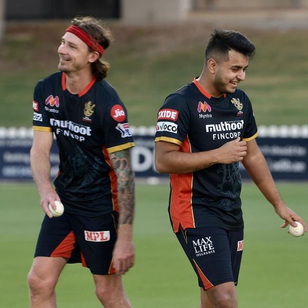 Sushant Mishra with Dale Steyn (left) during a practice session for RCB