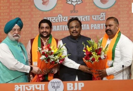 Sushil Kumar Rinku being welcomed into the Bharatiya Janata Party