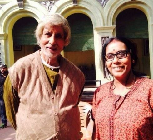 Swaroopa Ghosh with actor Amitabh Bachchan on the sets of the film Piku