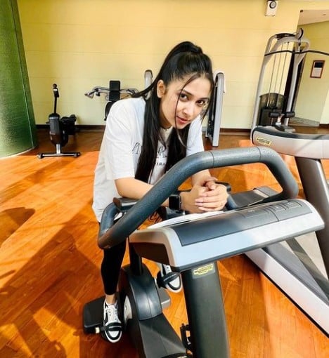 Swati Asthana posing at a gym