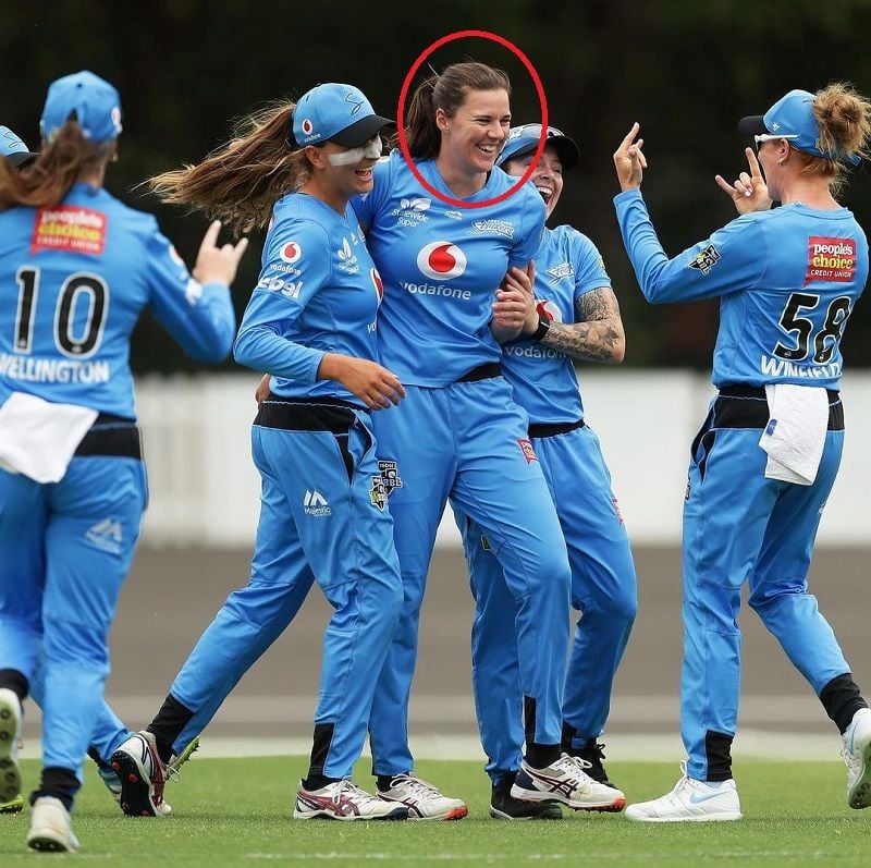 Tahlia McGrath with Adelaide Strikers