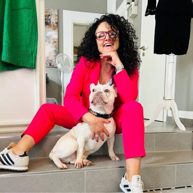 Tanja Steidel with her dog