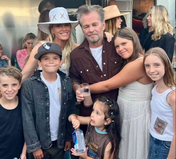 Teddi Mellencamp with her father and children during holidays