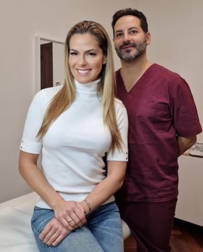 Thais Souza Wiggers before lip restoration surgery