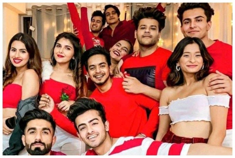 Ashi Khanna with her DamFam Group