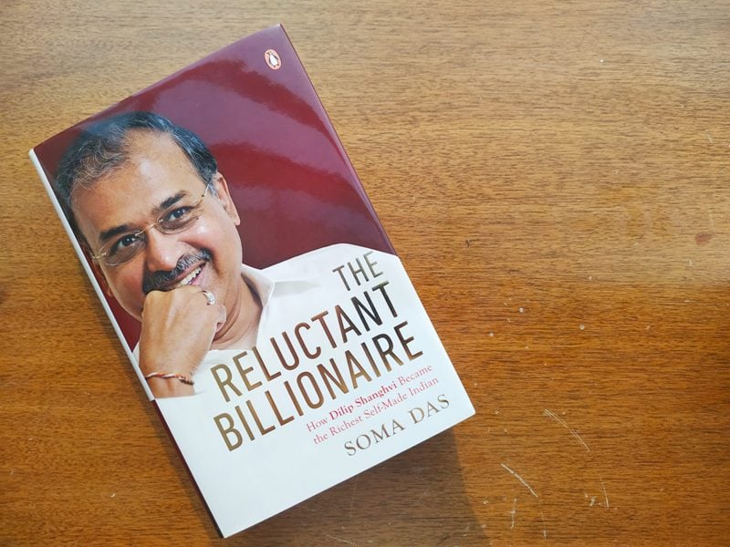 The cover page of the book 