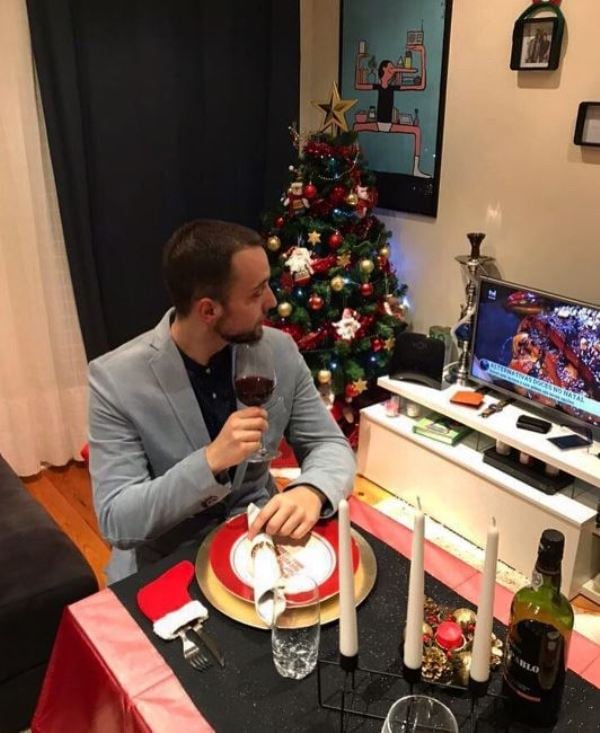 Tiago Rufino drinking alcohol