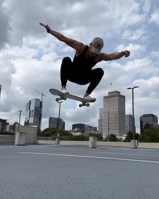 Tyler Breshears skateboarding