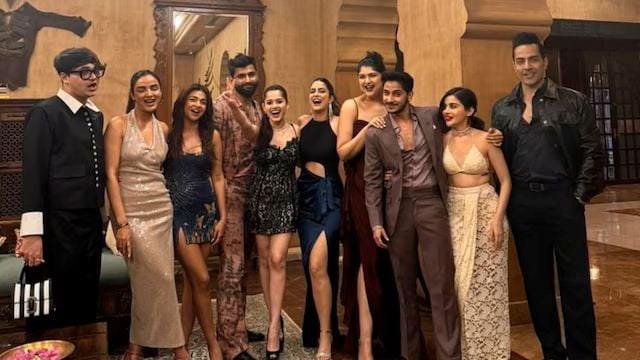 Uorfi with the cast of The Traitor India