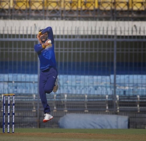 Utkarsh Singh for Jharkhand in Vijay Hazare Trophy at Holkar Stadium, Indore