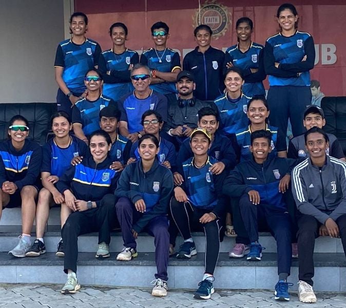 Utkarsha Pawar (second from left, second row from bottom) with Maharashtra team