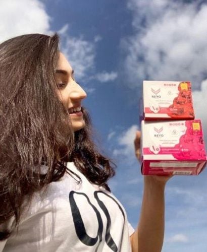 Vaishnavi Gowda promoting REYO Sanitary Napkins