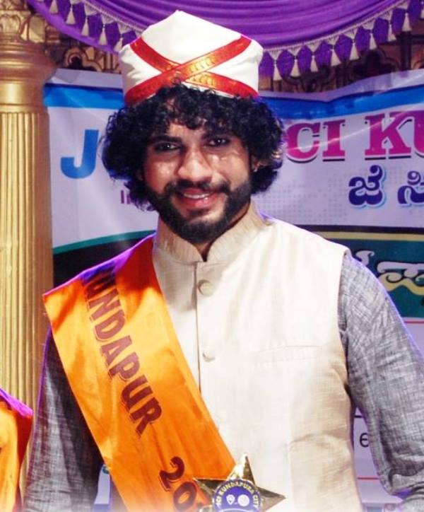 Vajrang Shetty as Mr Kundapura 2014
