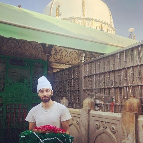Vasanth Ravi at a mosque