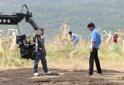 Vatsan Chakravarthy during the shooting of the film Apple Penne