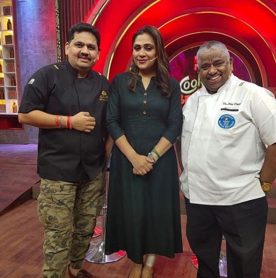 Venkatesh Bhat in Cook with Comali