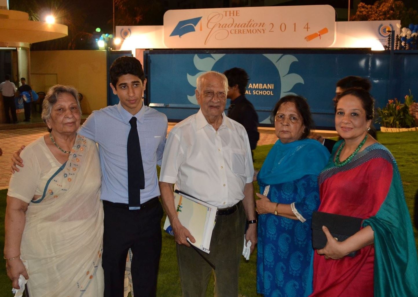Vihaan Samat at the graduation ceremony of Dhirubhai Ambani International School (2014)