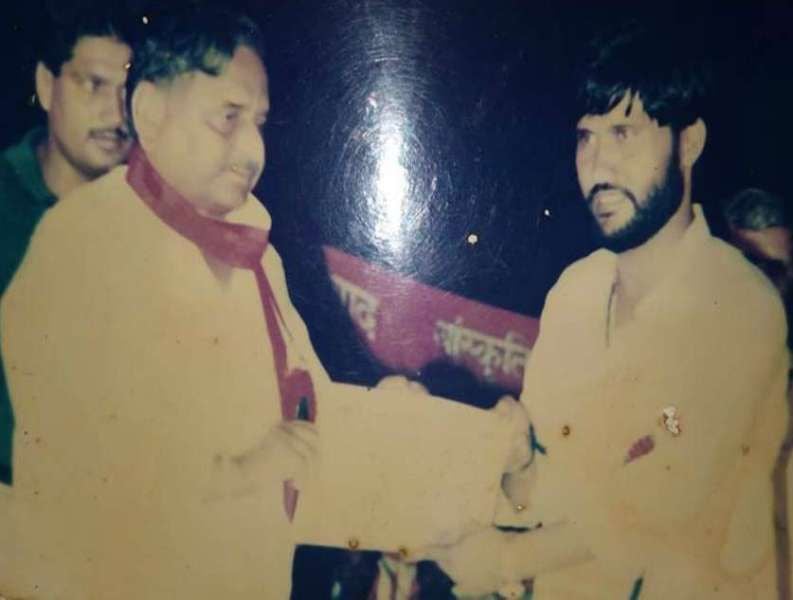 Vijay Lal Yadav with Mulayam Singh Yadav