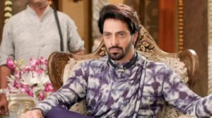 Vikas Manaktala as Veer Pratap in a still from the TV show Ghulaam (2017)
