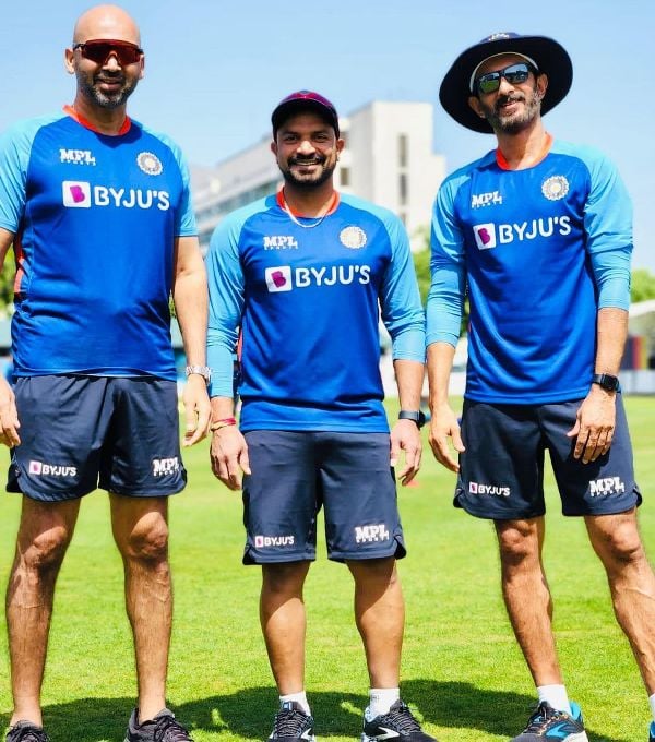 Vikram Rathour, T Dilip, and Paras Mhambrey (right to left)