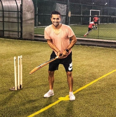 Vishal Karwal playing cricket