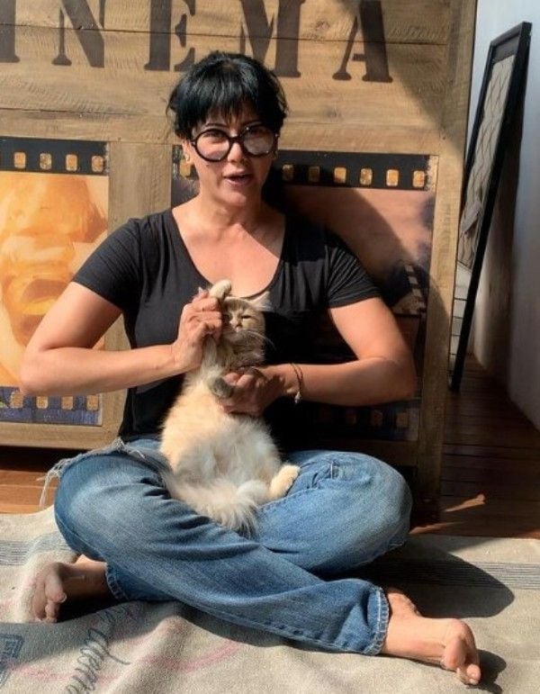 Warda Khan with her cat