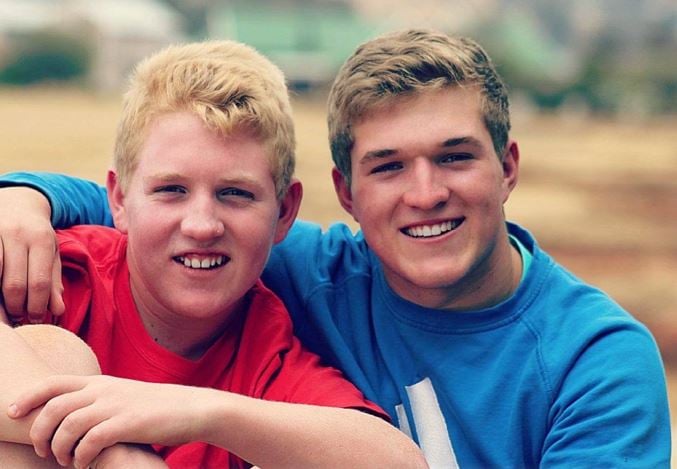 Wiaan Mulder (right) with his brother during early teenage years