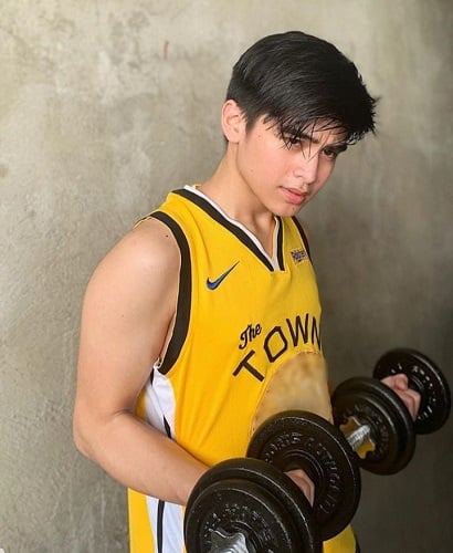 Will Ashley at a gym