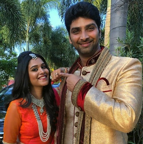 Yashmi Gowda on the sets of the television serial Swathi Chinukulu