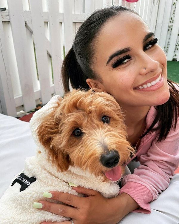 Yulissa Escobar with her pet