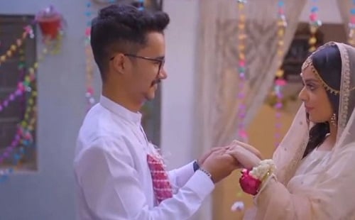 Zainab Raza in Tum Kahan Jao Gay