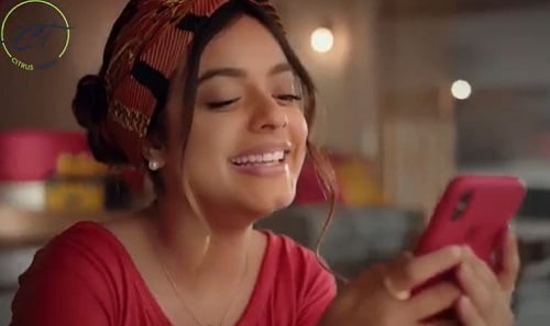 Zainab Raza in a TV ad of Jazz Digital