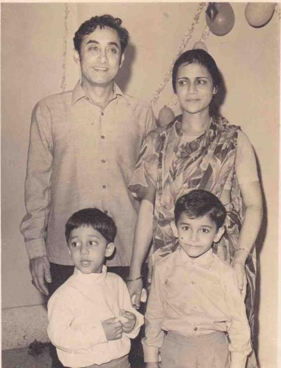 Zeenat Hussain with her husband and children, Aamir Khan and Faisal Khan