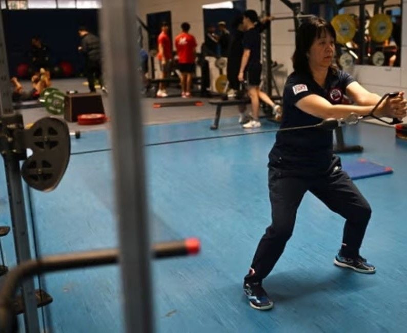 Zhiying Zeng during a workout session