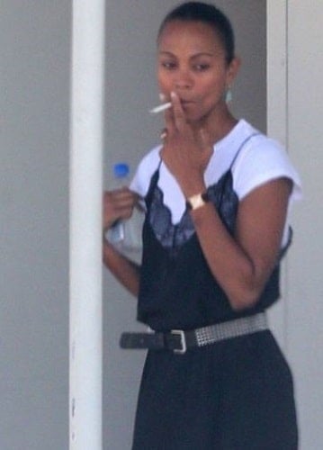 Zoe Saldaña smoking