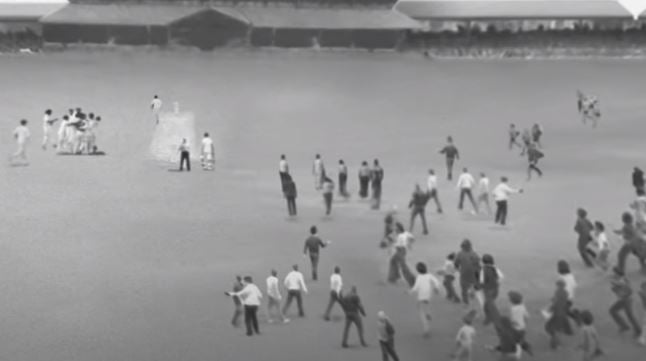 crowd in ground after lala