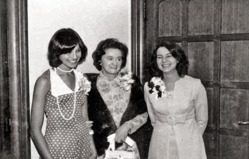 (from right) Sylvia, her son Pheroze mother-in-law and Tannaz